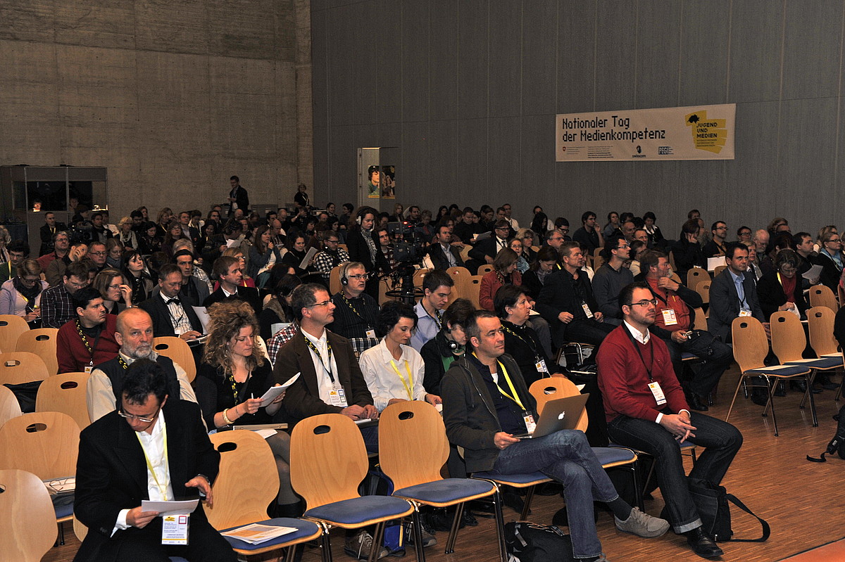 Prima giornata nazionale dell'alfabetizzazione mediatica. La sala dell'evento è piena.